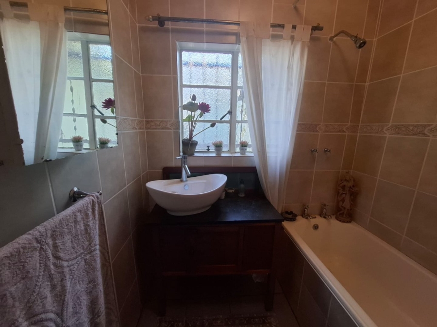 9 Bedroom Property for Sale in Westdene Free State